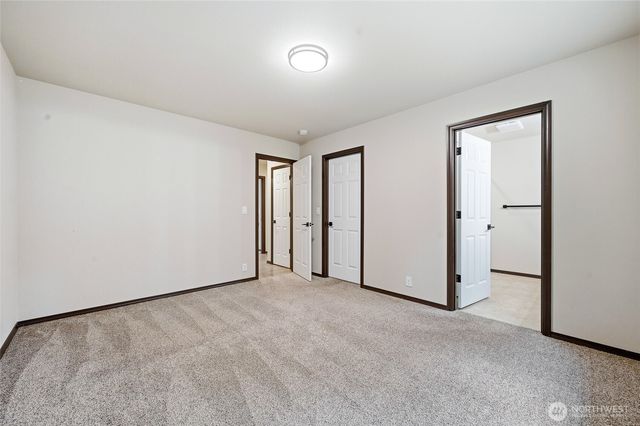 1025 Loganberry Ln, Camano Island, WA 98282