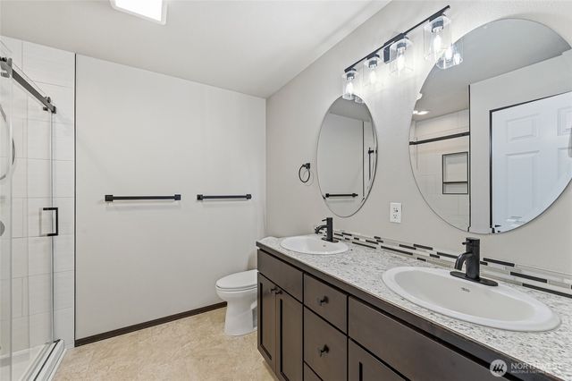 1025 Loganberry Ln, Camano Island, WA 98282