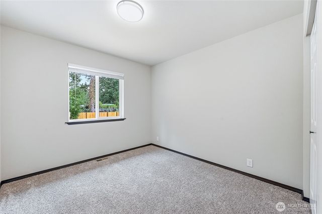 1025 Loganberry Ln, Camano Island, WA 98282