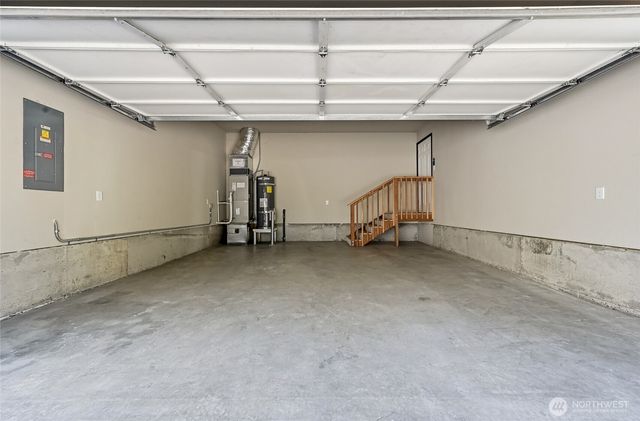 1025 Loganberry Ln, Camano Island, WA 98282