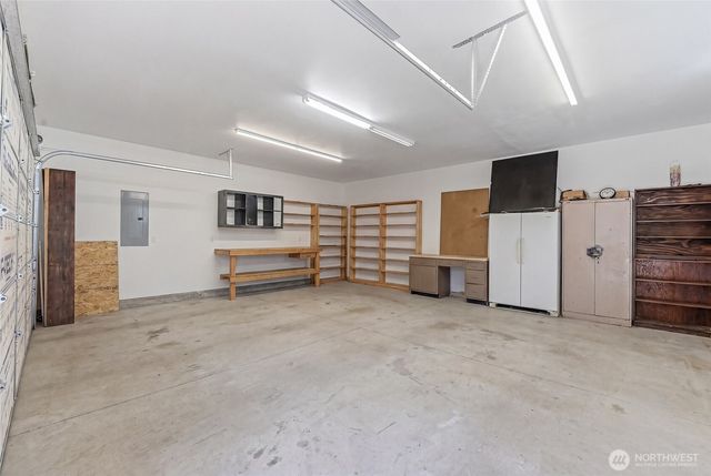 1025 Loganberry Ln, Camano Island, WA 98282