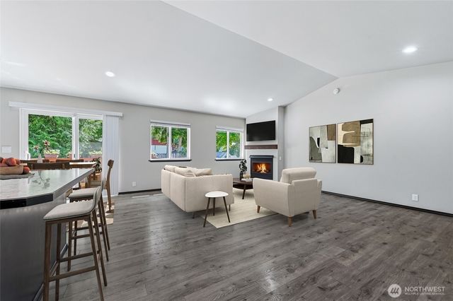 1025 Loganberry Ln, Camano Island, WA 98282