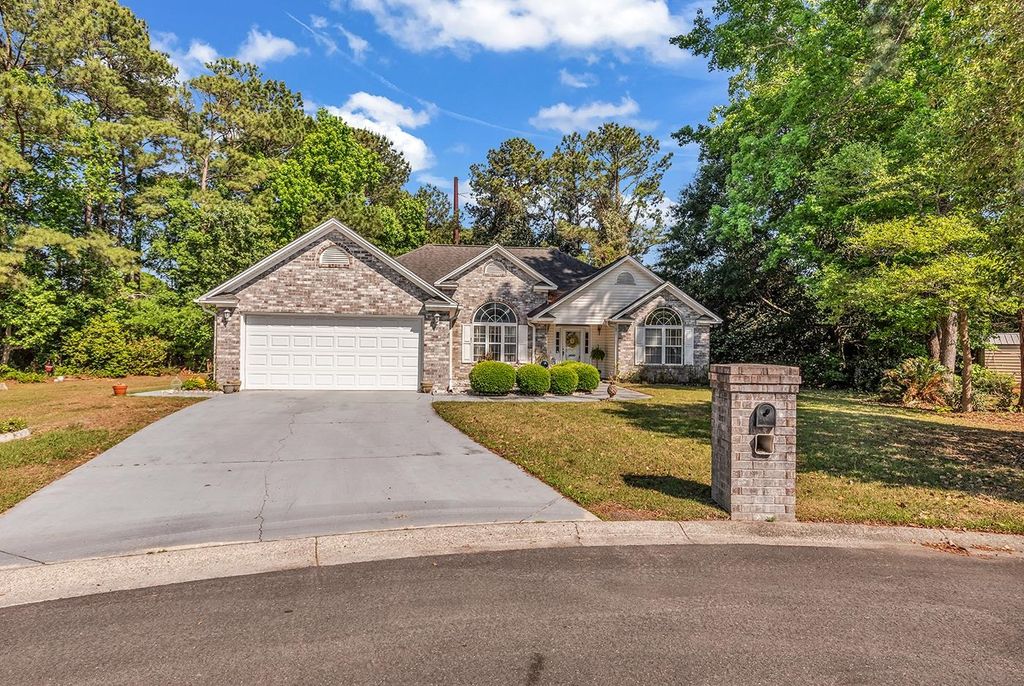 4001 Grousewood Dr., Myrtle Beach, SC 29588