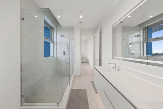 220 Lake Shore Drive 1125, Lake Park, FL 33403