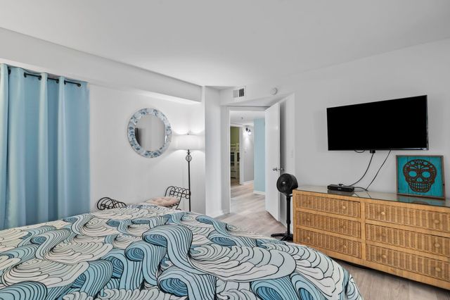 1425 S Ocean Blvd Unit 4E, North Myrtle Beach, SC 29582