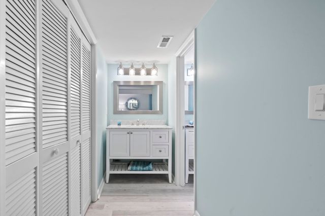 1425 S Ocean Blvd Unit 4E, North Myrtle Beach, SC 29582