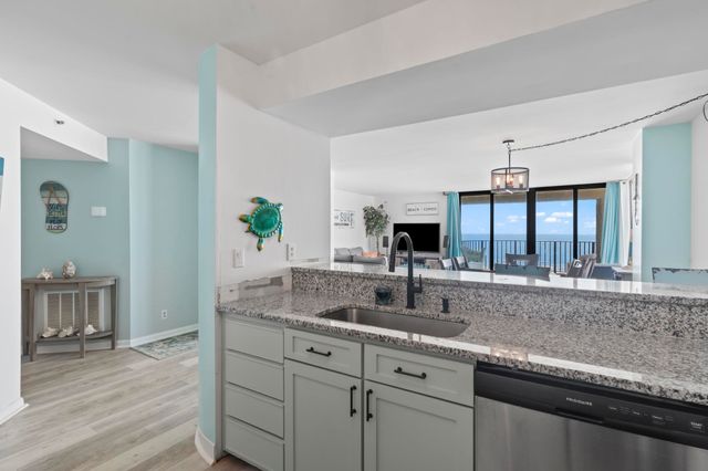 1425 S Ocean Blvd Unit 4E, North Myrtle Beach, SC 29582