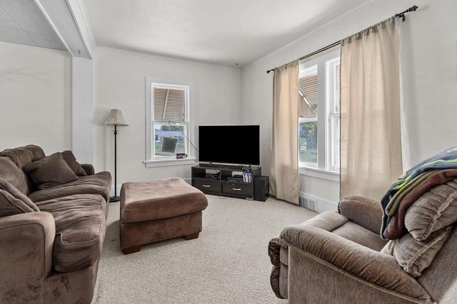 1020 E RANDALL AVENUE, Appleton, WI 54911