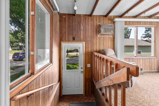 1020 E RANDALL AVENUE, Appleton, WI 54911