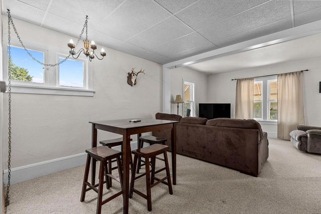 1020 E RANDALL AVENUE, Appleton, WI 54911