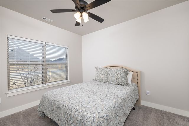 1017 Giulia Avenue, Tontitown, AR 72762