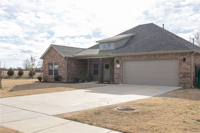 1017 Giulia Avenue, Tontitown, AR 72762