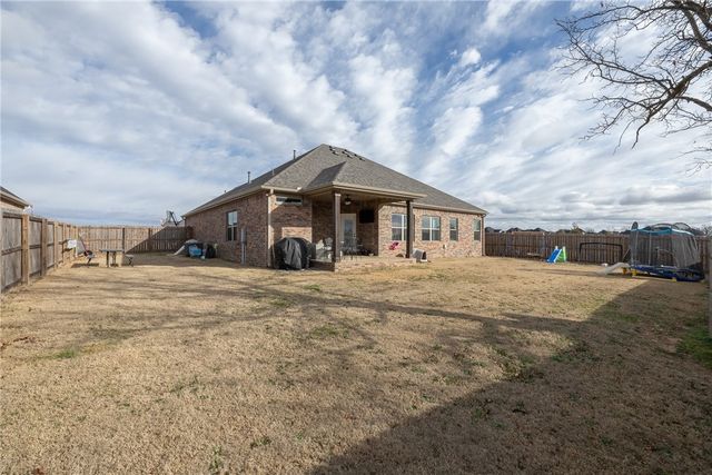 1017 Giulia Avenue, Tontitown, AR 72762