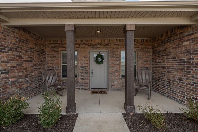 1017 Giulia Avenue, Tontitown, AR 72762