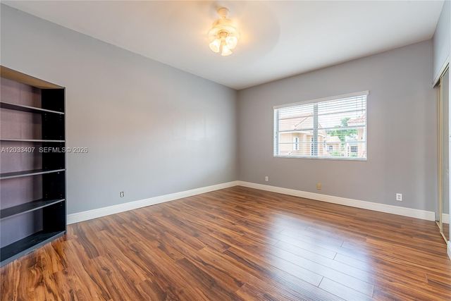 19160 NW 82nd Cir Court 31L, Hialeah, FL 33015