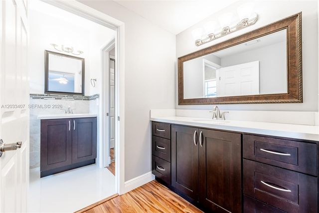19160 NW 82nd Cir Court 31L, Hialeah, FL 33015