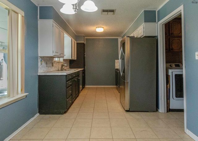 18 ANITA LANE, Wichita Falls, TX 76306