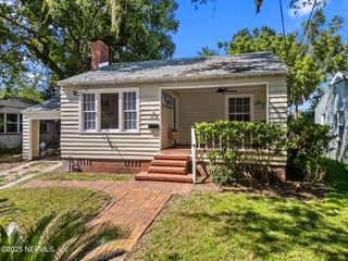 5213 BIRKENHEAD Road, Jacksonville, FL 32210