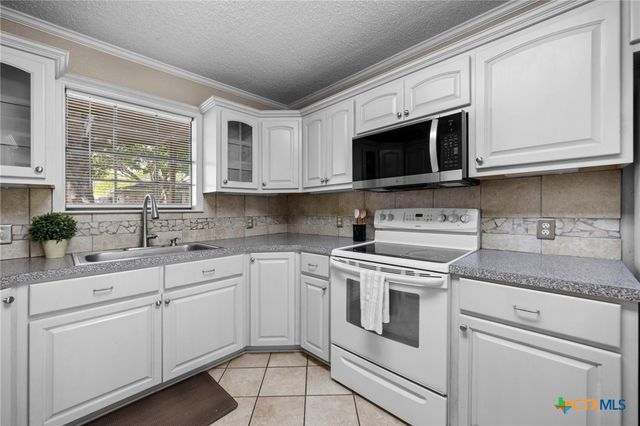 503 N Joy Street, Little River Academy, TX 76554