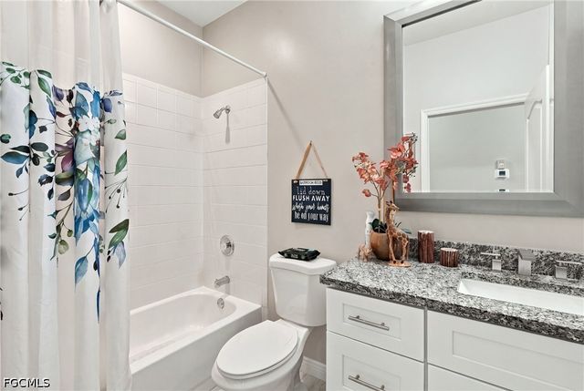 9342 Lake Abby LN, Bonita Springs, FL 34135