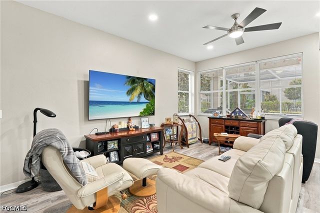 9342 Lake Abby LN, Bonita Springs, FL 34135