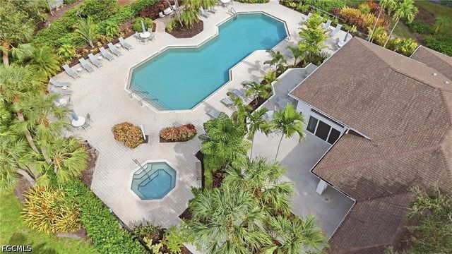 9342 Lake Abby LN, Bonita Springs, FL 34135