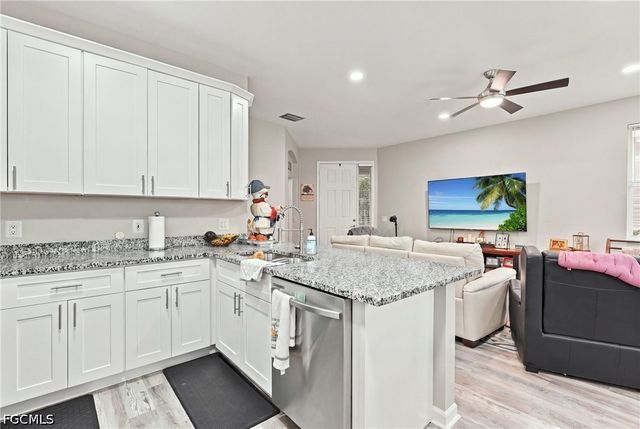 9342 Lake Abby LN, Bonita Springs, FL 34135