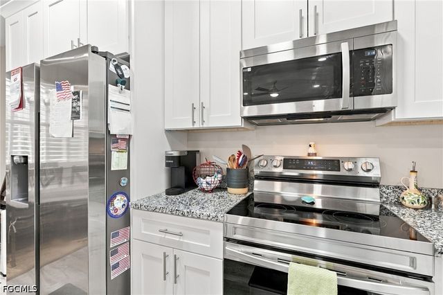 9342 Lake Abby LN, Bonita Springs, FL 34135