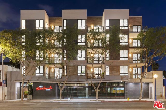 7428 Santa Monica Boulevard 304, West Hollywood, CA 90046