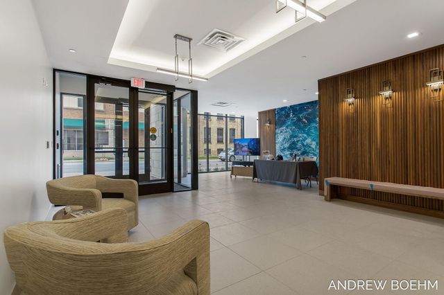 159 S River Avenue 305, Holland, MI 49423