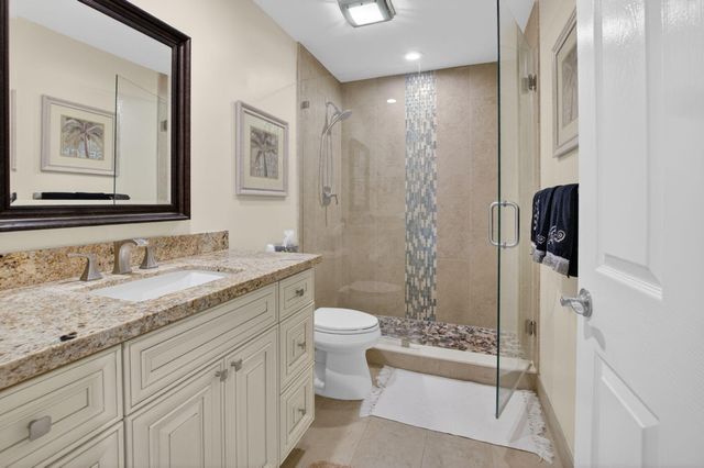 7701 Glendevon Lane 1907, Delray Beach, FL 33446