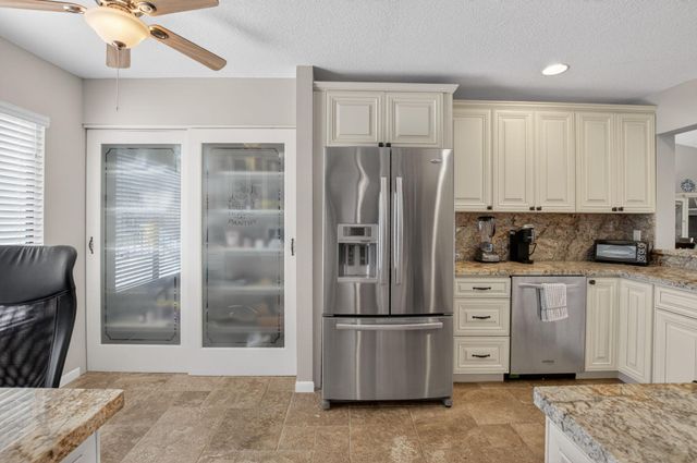 7701 Glendevon Lane 1907, Delray Beach, FL 33446