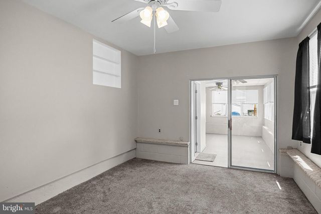 318 LANSING DR, Mantua, NJ 08051
