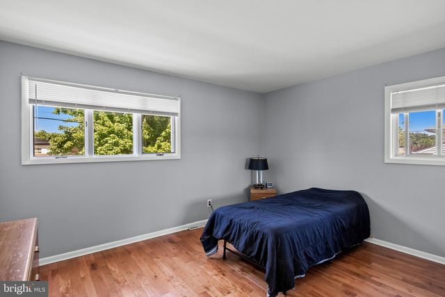 318 LANSING DR, Mantua, NJ 08051