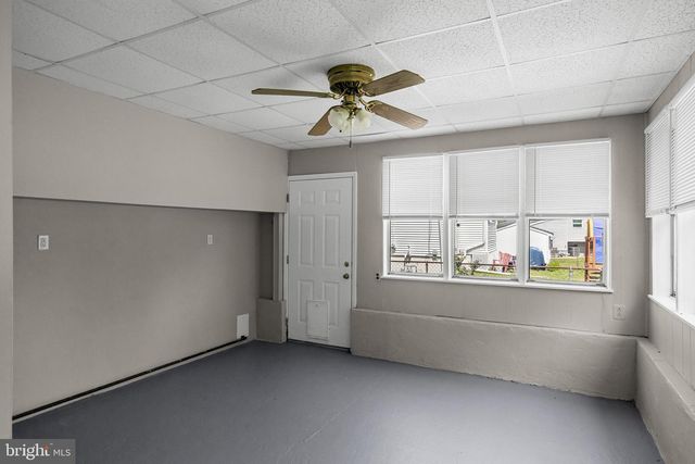 318 LANSING DR, Mantua, NJ 08051