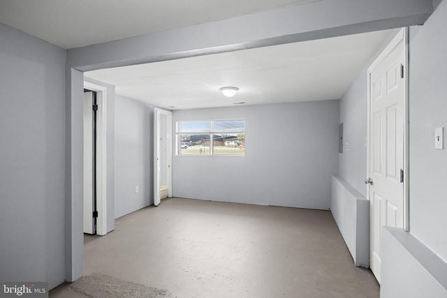 318 LANSING DR, Mantua, NJ 08051