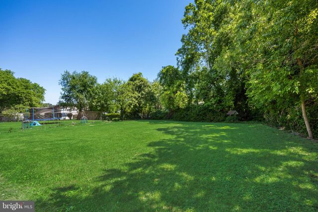 318 LANSING DR, Mantua, NJ 08051