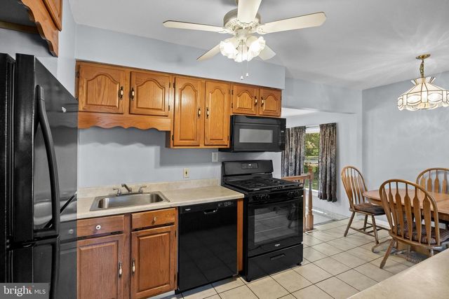 318 LANSING DR, Mantua, NJ 08051