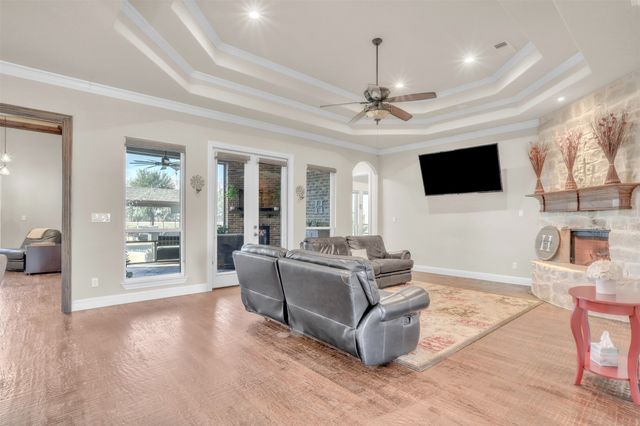 4408 Lake Breeze Drive, Mckinney, TX 75071
