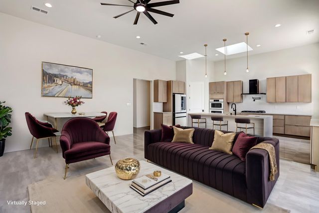 922 Nicholas Court, Bernalillo, NM 87004