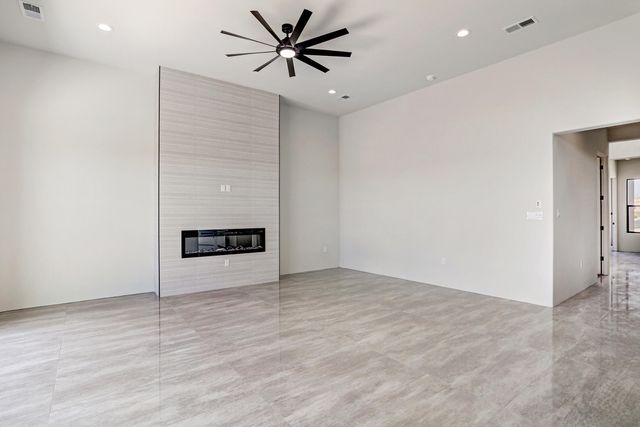 922 Nicholas Court, Bernalillo, NM 87004