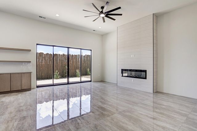 922 Nicholas Court, Bernalillo, NM 87004
