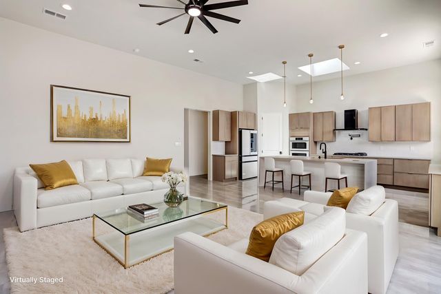 922 Nicholas Court, Bernalillo, NM 87004