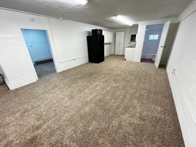 923 N 9TH Street, Midlothian, TX 76065