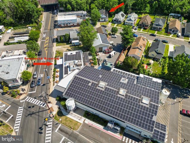 1 PAGE AVE, Barrington, NJ 08007