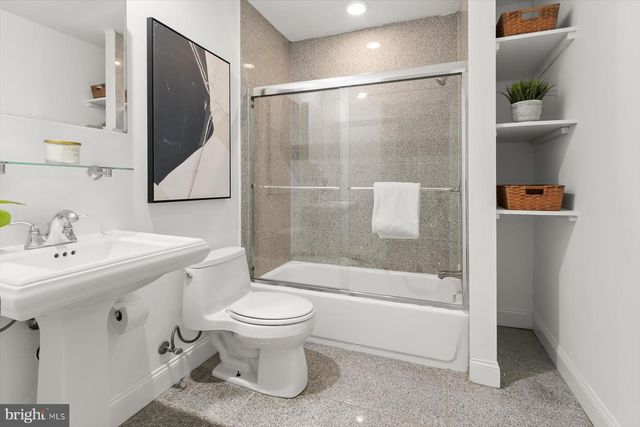 3650 ALTON PL NW, Washington, DC 20008