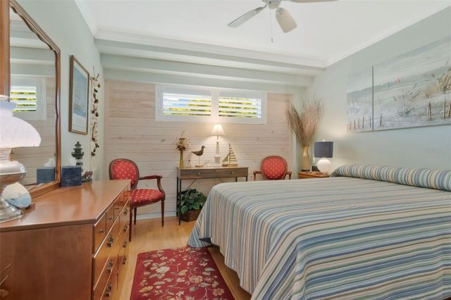 9450 HARBOR GREENS WAY 308, Seminole, FL 33776