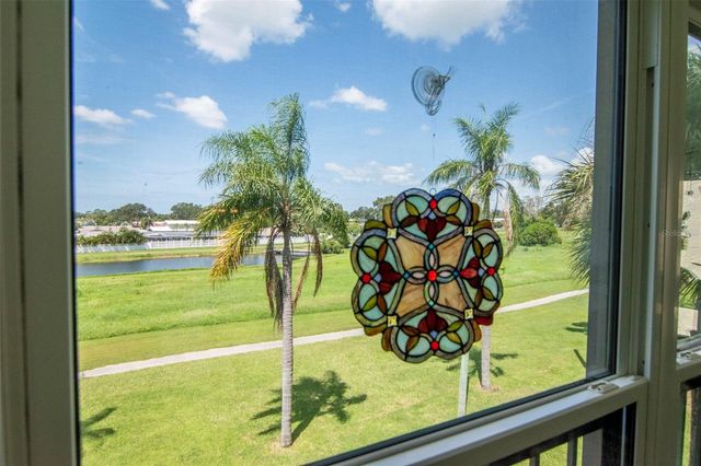 9450 HARBOR GREENS WAY 308, Seminole, FL 33776