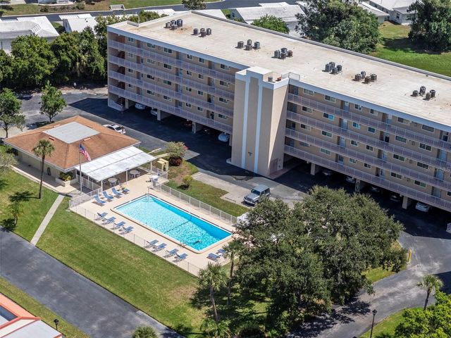 9450 HARBOR GREENS WAY 308, Seminole, FL 33776