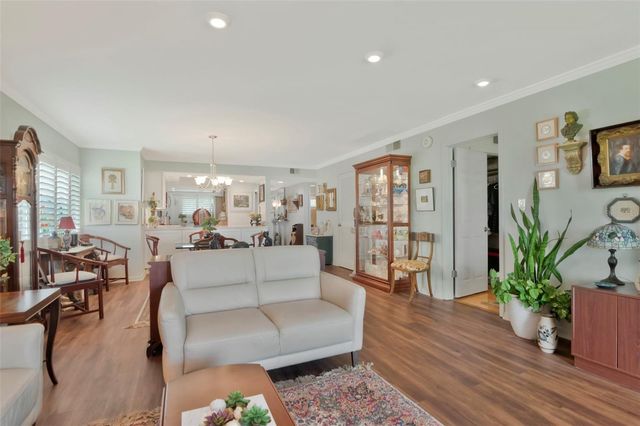 9450 HARBOR GREENS WAY 308, Seminole, FL 33776
